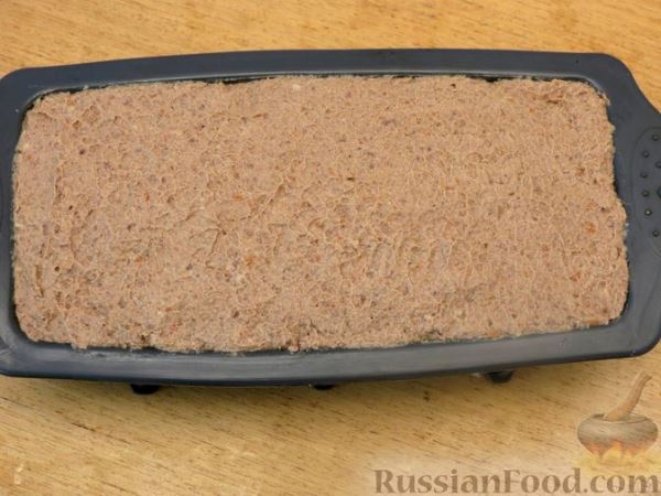 Паштет из свиной печени, подчерёвка и овощей, запечённый в духовке