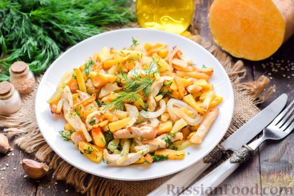 Жареная картошка с тыквой и курицей