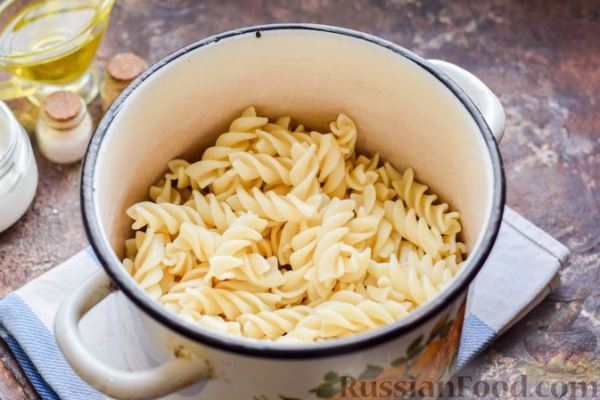 Запеканка из макарон с фаршем и цветной капустой