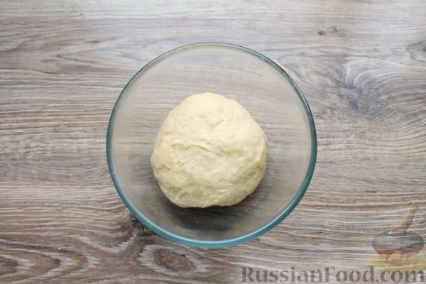 Сдобные булочки с повидлом