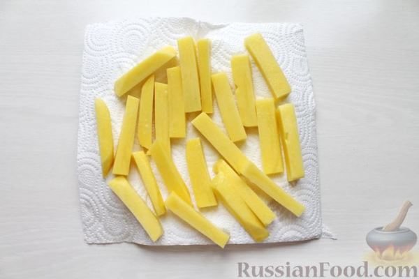 Жареная рыба в пивном кляре с картофелем фри (фиш-энд-чипс)