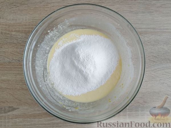 Кекс на молоке, с цедрой и лимонной глазурью