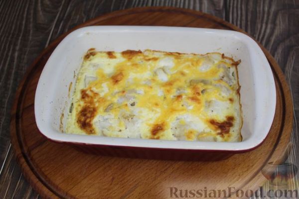 Рыба, запечённая в молоке с сыром