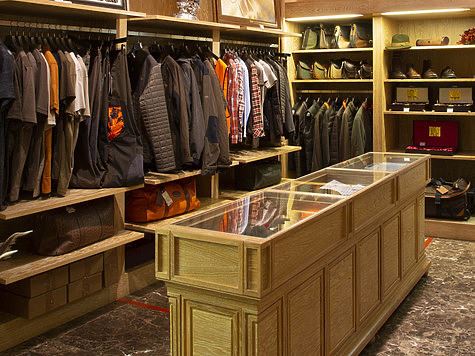 Праздничные скидки в магазинах "Кольчуга"