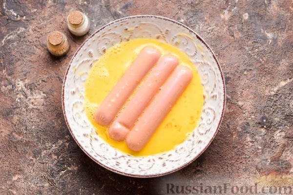 Сосиски в кляре, жаренные во фритюре