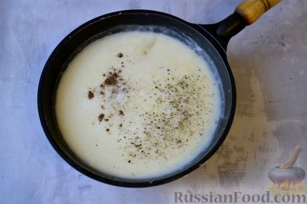 Лазанья с рыбой, помидорами и сыром