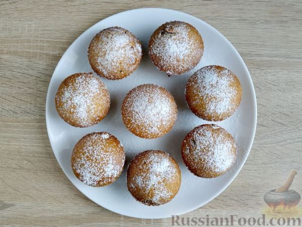 Постные медовые маффины с изюмом