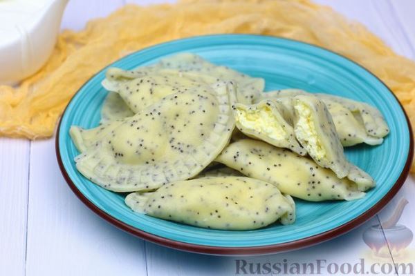 Маковые вареники с творожной начинкой и цедрой апельсина