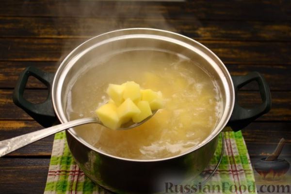 Суп с тушёнкой и чечевицей