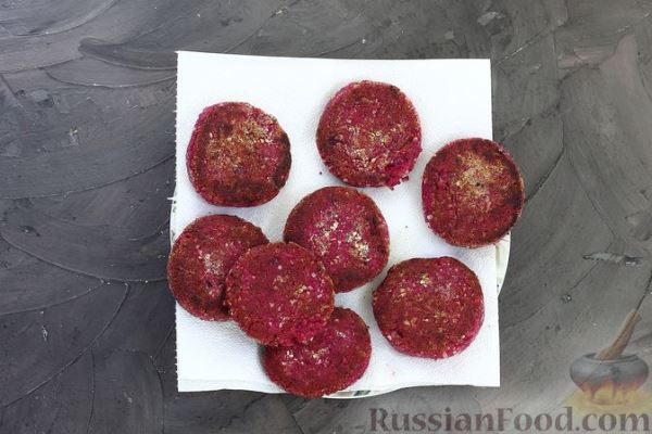 Котлетки из свёклы и риса (без яиц)