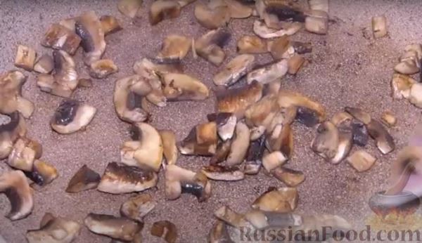Рулет из скумбрии с овощами, грибами и сыром