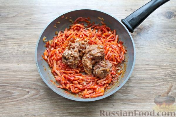 Мясная сборная солянка с тушёнкой