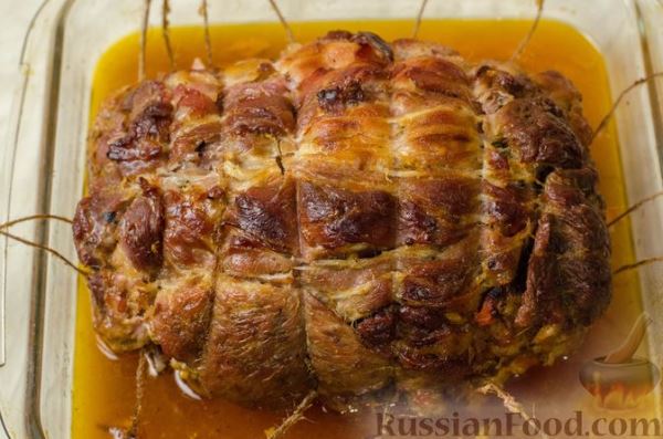 Свиная шея, запеченная с овощами и грибами (в рукаве)