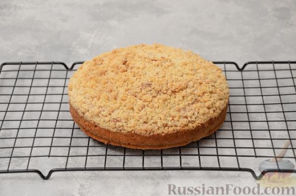 Орехово-кофейный пирог со штрейзелем