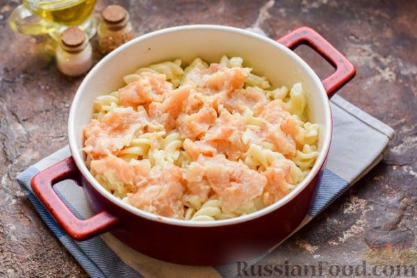 Запеканка из макарон с фаршем и цветной капустой