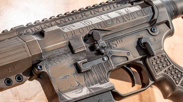 Выбираем Трампа? Винтовка AR-15 Commander in Chief