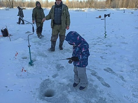 В Подмосковье взялись за платную рыбалку