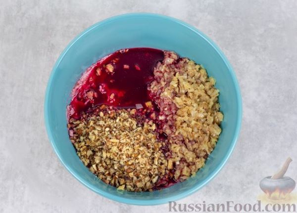Паштет из фасоли, с орехами и гранатовым соком