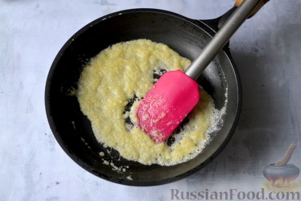 Лазанья с рыбой, помидорами и сыром