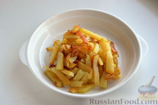 Форшмак из сельди, яблок и жареного картофеля