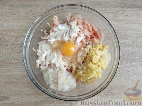 Куриные котлеты с картошкой, в рукаве