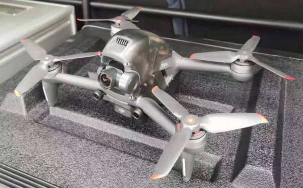 Первые изображения дрона DJI FPV Flash