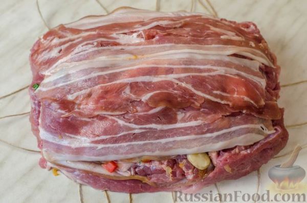 Свиная шея, запеченная с овощами и грибами (в рукаве)