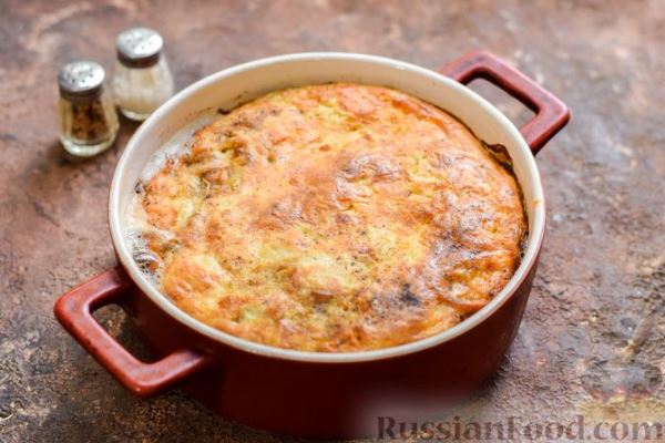 Рыбная запеканка с грибами и сметанно-сырной заливкой
