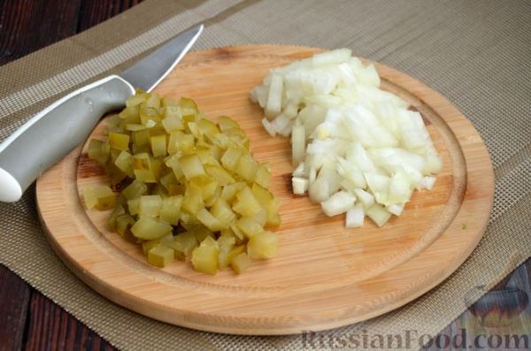Солянка с консервированным горошком