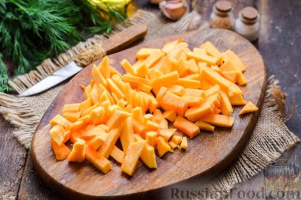 Жареная картошка с тыквой и курицей