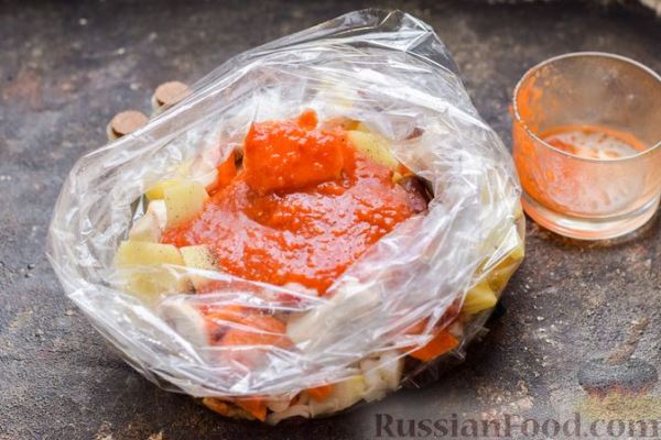 Картошка с грибами и куриными сердечками (в рукаве)