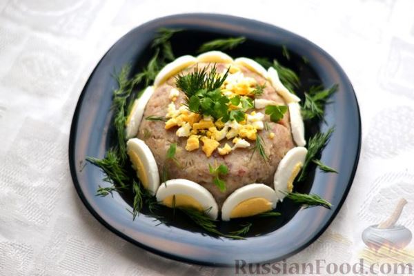 Форшмак из сельди, яблок и жареного картофеля