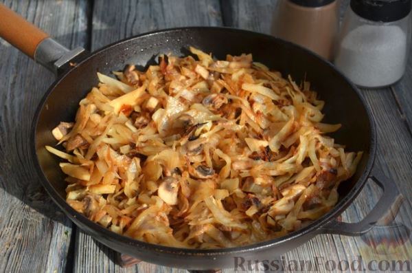 Закусочный капустно-грибной кекс