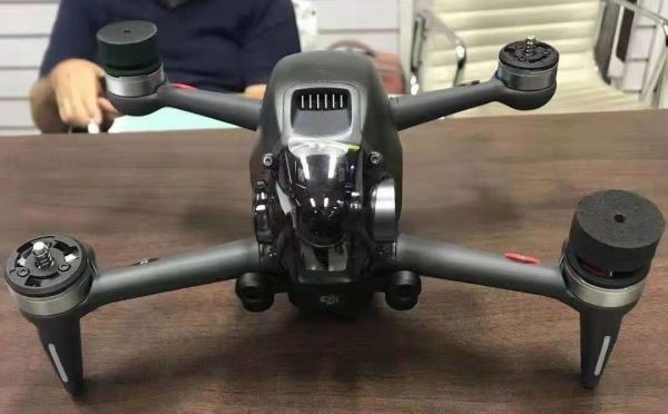 Первые изображения дрона DJI FPV Flash