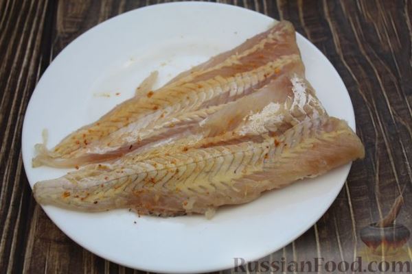 Жареная рыба в овсяной панировке