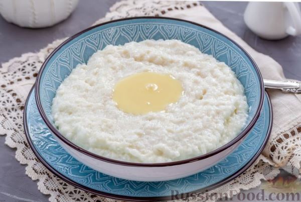 Рисовая каша с кокосовой стружкой и сгущённым молоком