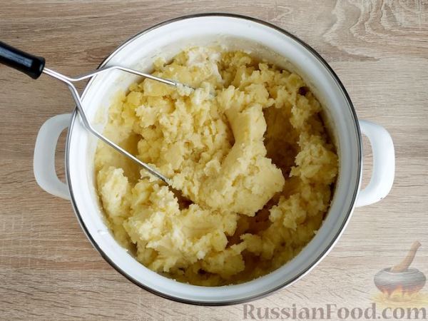Картофельное пюре со сметаной