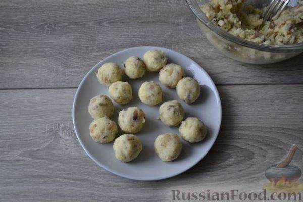 Крем-суп из кукурузы и капусты с картофельными крокетами
