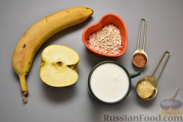 Кефирный смузи с овсянкой, бананом и яблоками