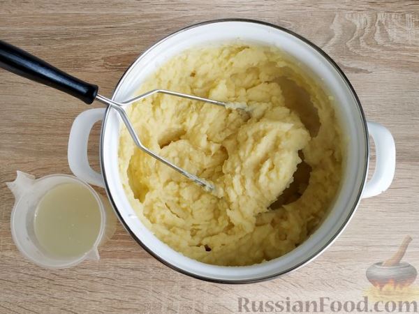 Картофельное пюре со сметаной