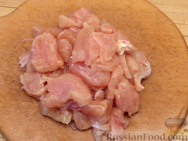 Картофельная запеканка с курицей, черемшой и сыром