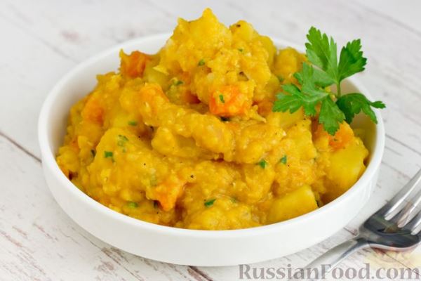 Картошка, тушенная с чечевицей