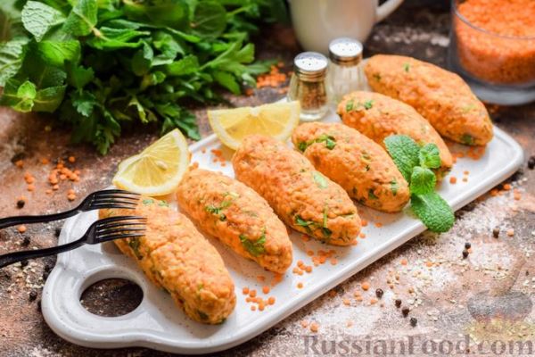 Постные котлеты из чечевицы и кускуса (мерджимекли кёфте)