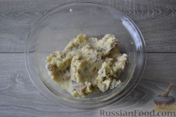 Крем-суп из кукурузы и капусты с картофельными крокетами