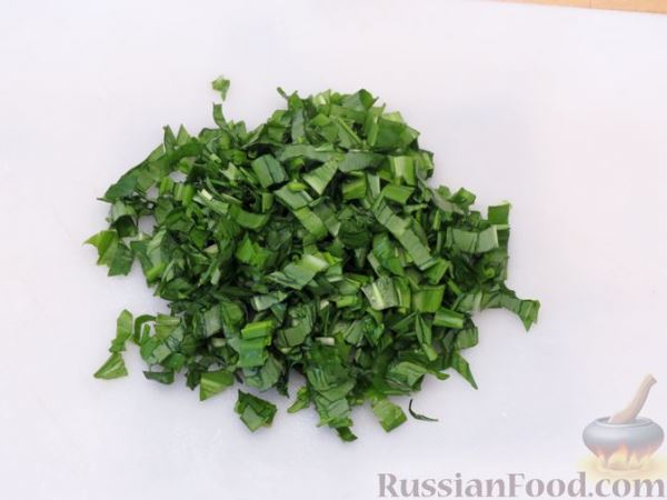 Картофельная запеканка с курицей, черемшой и сыром