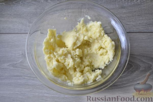 Крем-суп из кукурузы и капусты с картофельными крокетами
