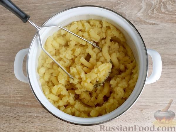 Картофельное пюре со сметаной