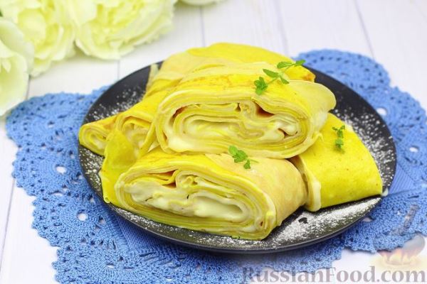 Рулет из блинов с заварным кремом