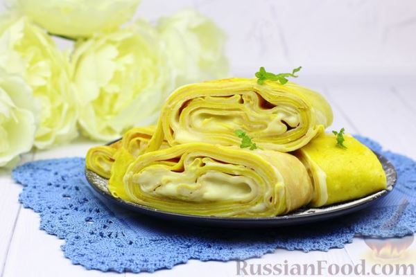 Рулет из блинов с заварным кремом