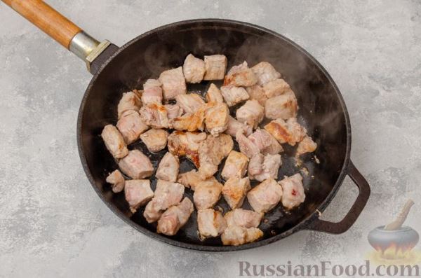 Булгур со свининой и грибами (на сковороде)
